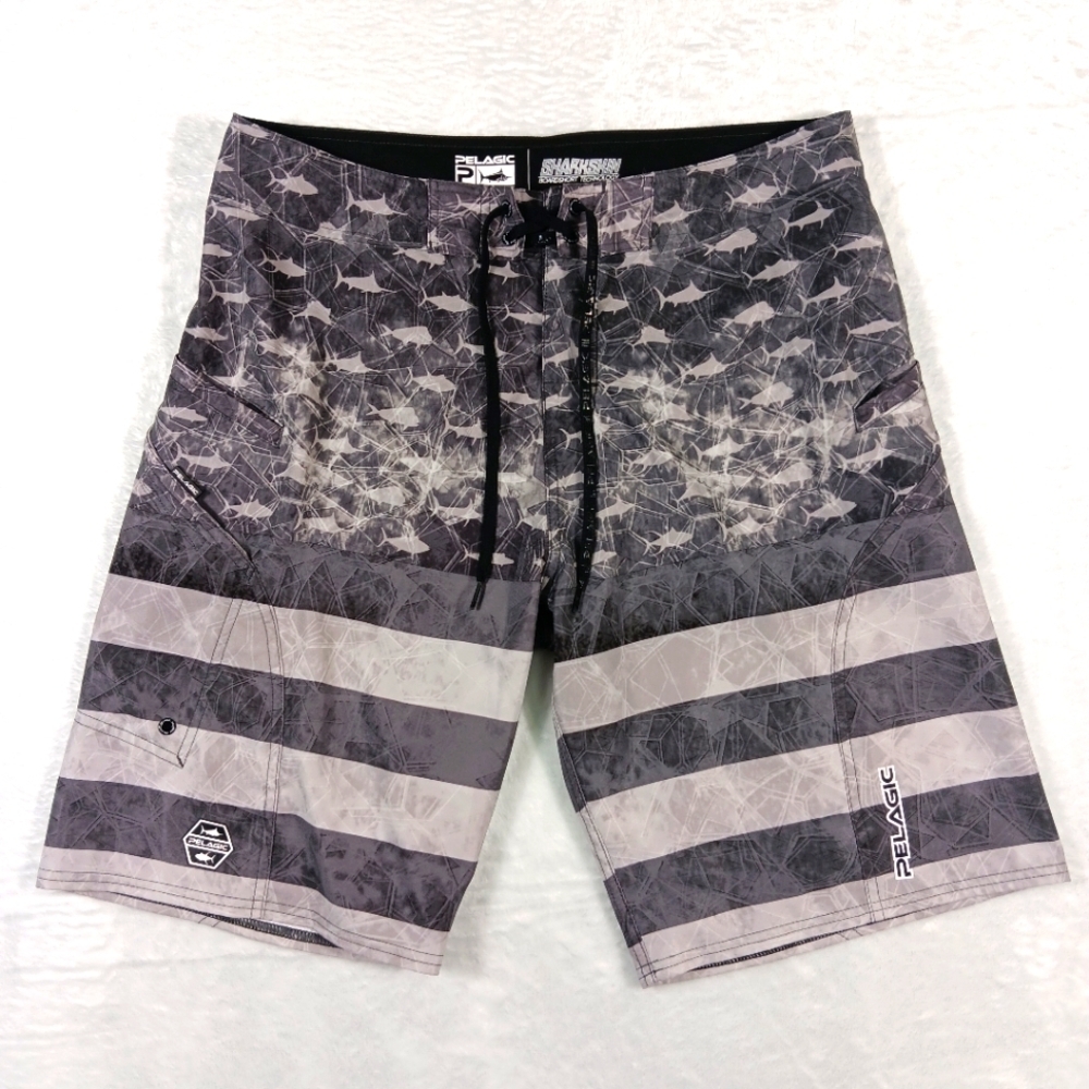 Pelagic Board Shorts Mens 34 Gray Sharkskin Technology Flag Swim Beach Fishing